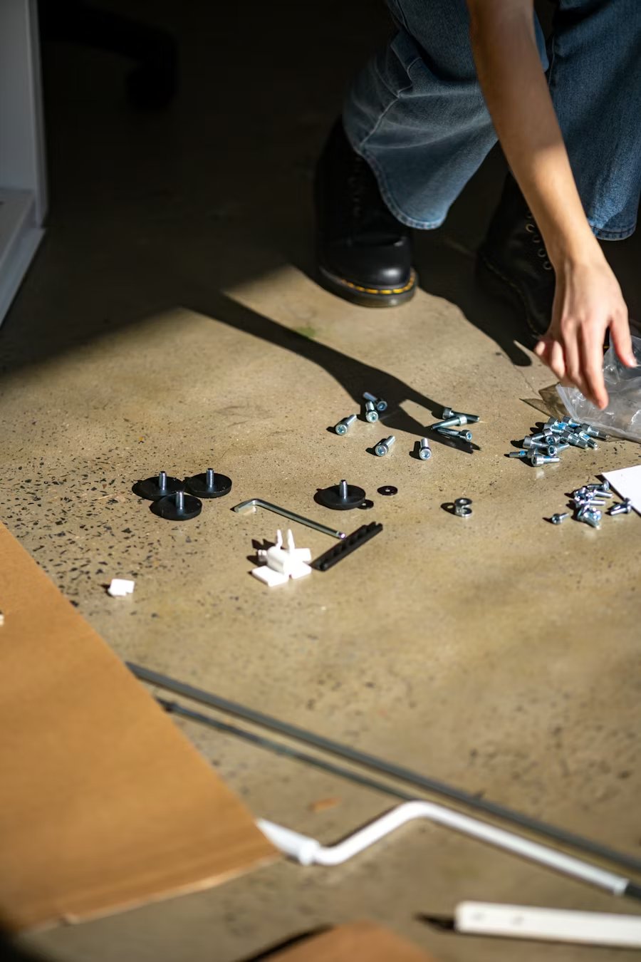 Furniture assembly