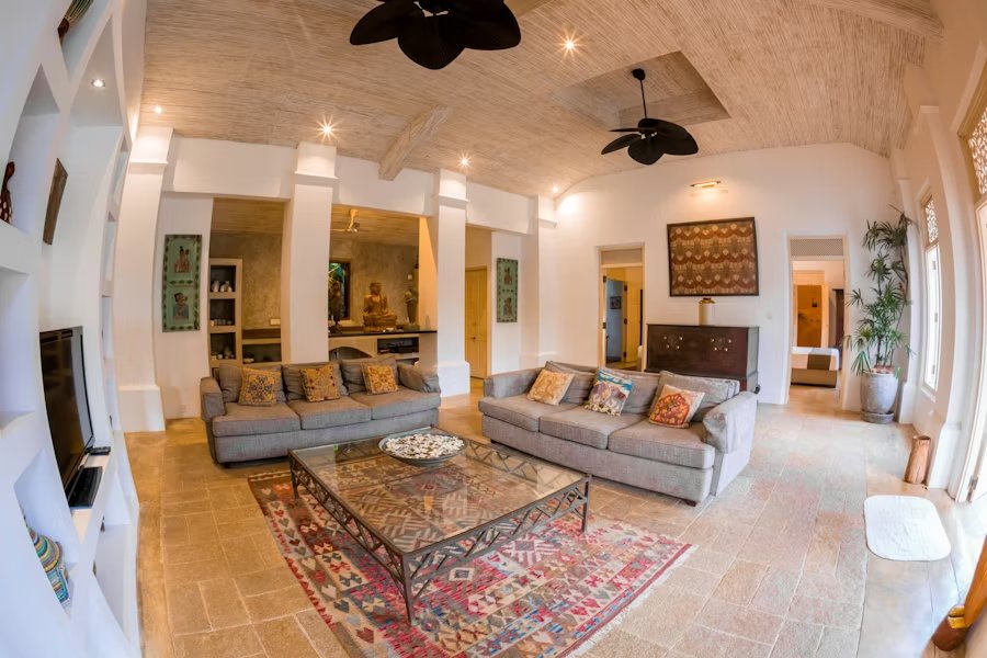 Villa paint