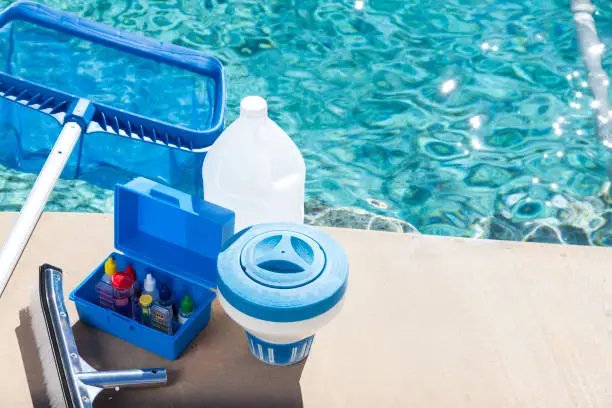 Pool cleaning Dubai