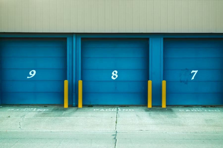 Storage unit